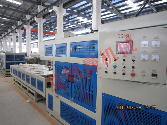 Full automatic pvc pipe belling machine